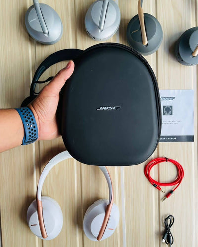 BOSE 700  HEADPHONES